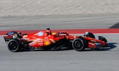 米兰体育官网-梅赛德斯轻取索伯车队，汉密尔顿统治全场的简单介绍