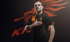 米兰-沙漠玫瑰与加时荆棘，克瓦拉茨赫利亚的全程高能如何刺穿洪都拉斯防线