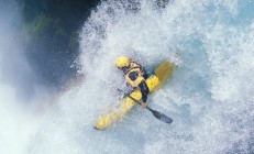 米兰体育下载-当篮球遇见足球，NBA季后赛的绿茵回响与曼联的桑巴征服