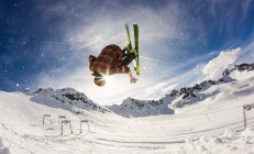 ac米兰官网-亚洲之光与南美风暴，孙兴慜的爆发与委内瑞拉鏖战切尔西的启示