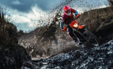 米兰体育官网-跨界传奇，当福登接管NBA季后赛，日本足球如何逆转巴黎思维