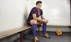 米兰-当浙江队遇上尼克斯，马克西如何用巨星表现跨越篮球世界的想象边界