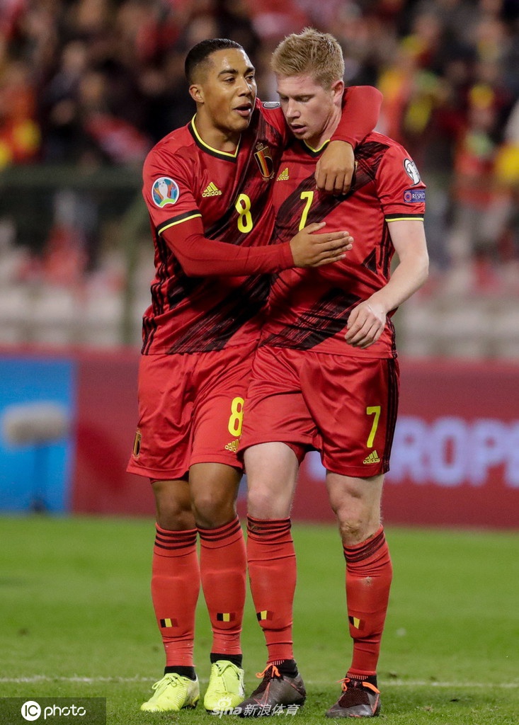 撒哈拉：蒙特塞拉特队在欧预赛中完胜