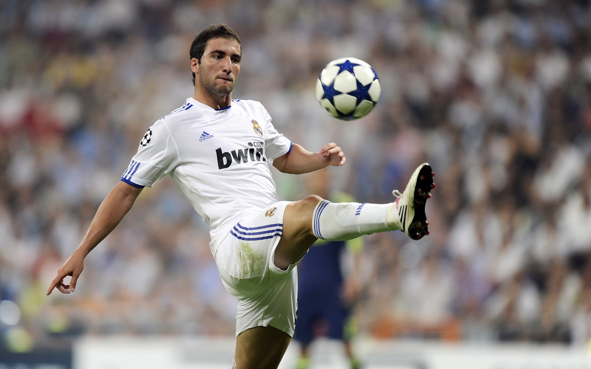 教科书之夜，2026世界杯，拉文如何定义现代边锋的终极形态