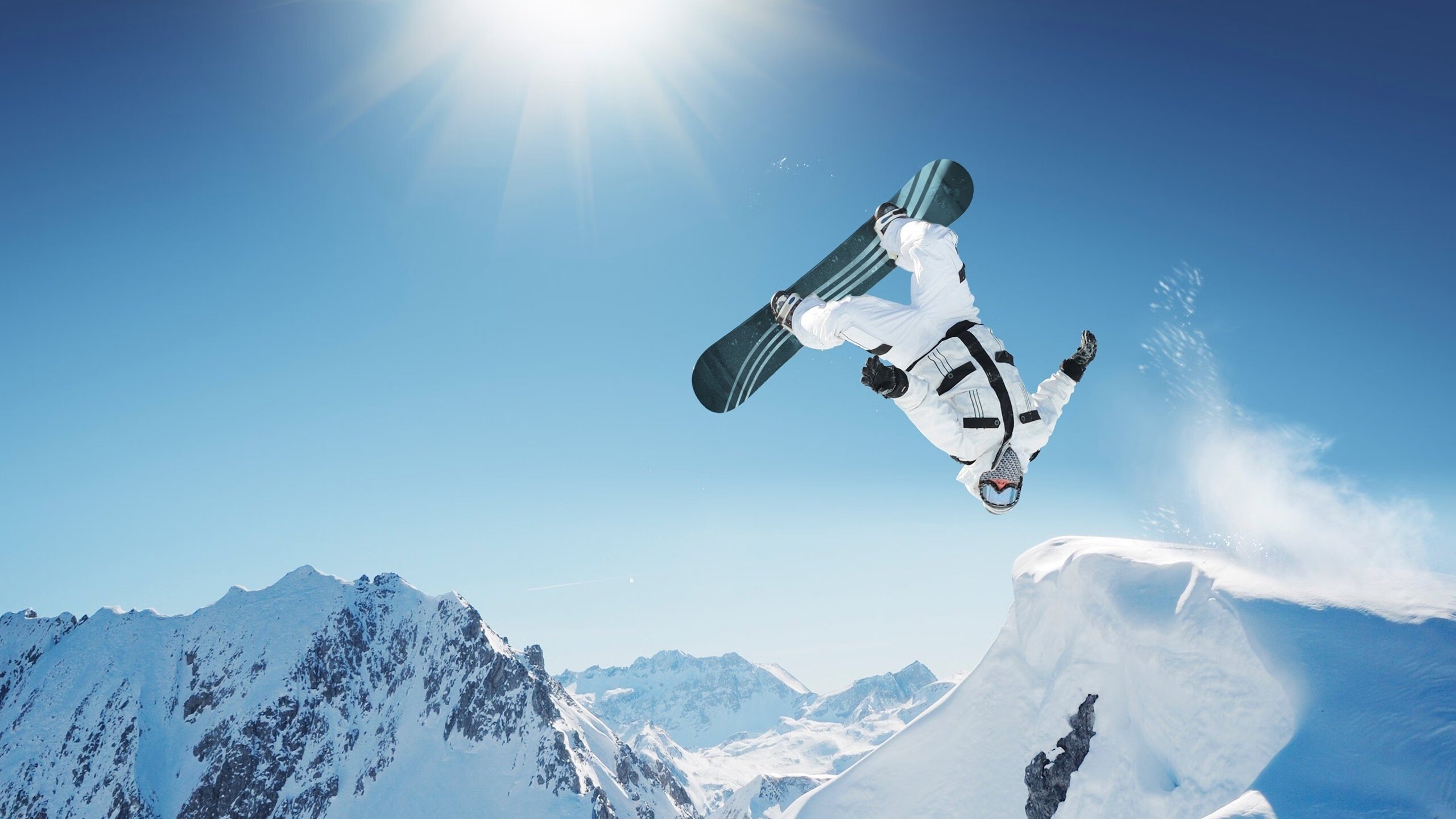 澳网鏖战年终总决赛，兹维列夫惊艳四座