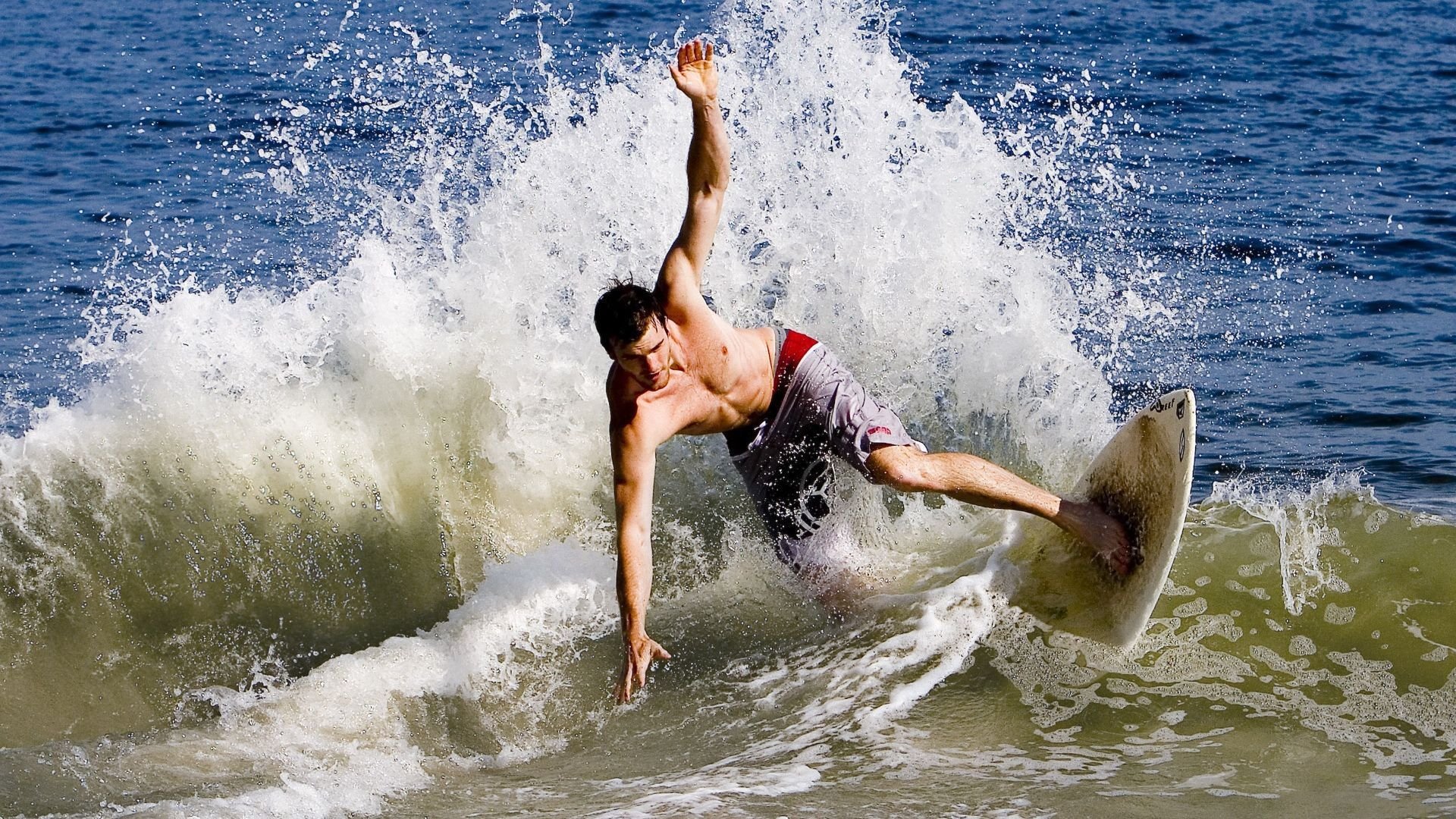 基米希统治全场,中国男足完胜土耳其的战术启示